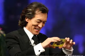 2018年，抗癌失败的李咏，为何特意交代妻子：别把自己遗体运回国图片