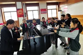 山西通宝育杰学校二年级学生合唱《勇气大爆发》视频火爆全网——乘着歌声的翅膀飞向大江南北图片