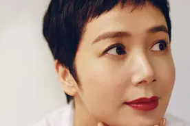 蒋雯丽母亲：生三个女儿，二女儿最漂亮，小女儿的婚姻让她操碎心图片