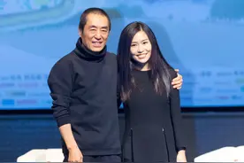 张艺谋女儿张末：在父母离异的阴影中长大，从巩俐手中抢回父亲图片