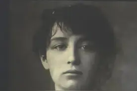 她不止是罗丹的情人，更是雕塑家卡蜜儿•克洛岱尔图片