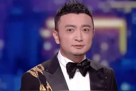 尼格买提的父亲热合曼：8年没抱上孙子孙女，有纠结有泪水有感动图片