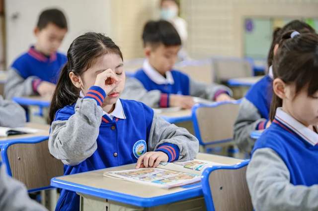 31900e822eeb4f1498292040f7a5f43f~tplv-tt-shrink:640:0.image?traceid=20230506164746C49A3730F2699770BE7C&x-expires=2147483647&x-signature=N%2Fld0B83G6%2FehANqn0hcoTK0A5o%3D