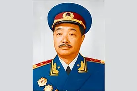 【红色记忆】回忆周恩来“七鞠躬”的往事‖陈龙狮图片