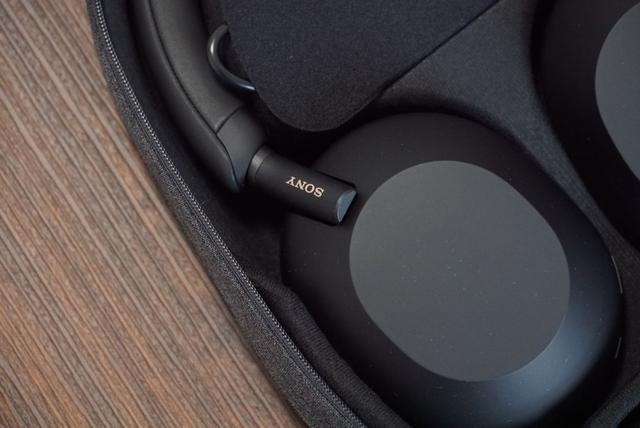 有种要跟苹果耳机拼命的架势，谈索尼WH-1000XM5与LinkBuds S