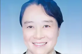 ​泽丽当选西藏山南市人民政府市长图片