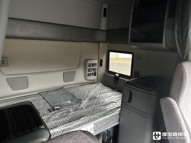 ����������콢��ͷ�������䳬������գ�ʵ�����LT 6x4ǣ����