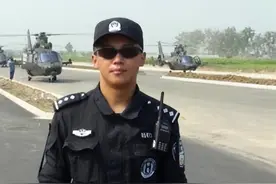 全身大面积烧伤，他以血肉之躯挡住火焰，救下数百人图片