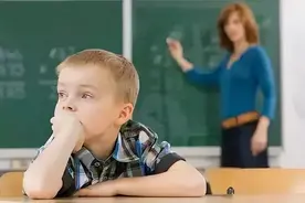 孩子2年级，上课总是发呆走神怎么办？过来人分享实用解决方案图片