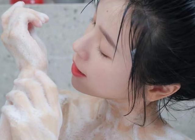 身体乳皮肤掉皮怎么办