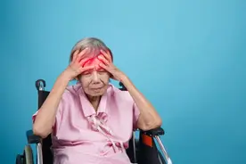 两个地方发硬，是出现脑梗的信号，别等瘫痪濒死才知道图片