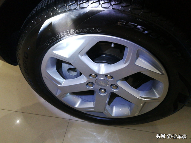 上户2年的揽胜运动版还能卖71万？买家检测为砍价，能如愿吗？