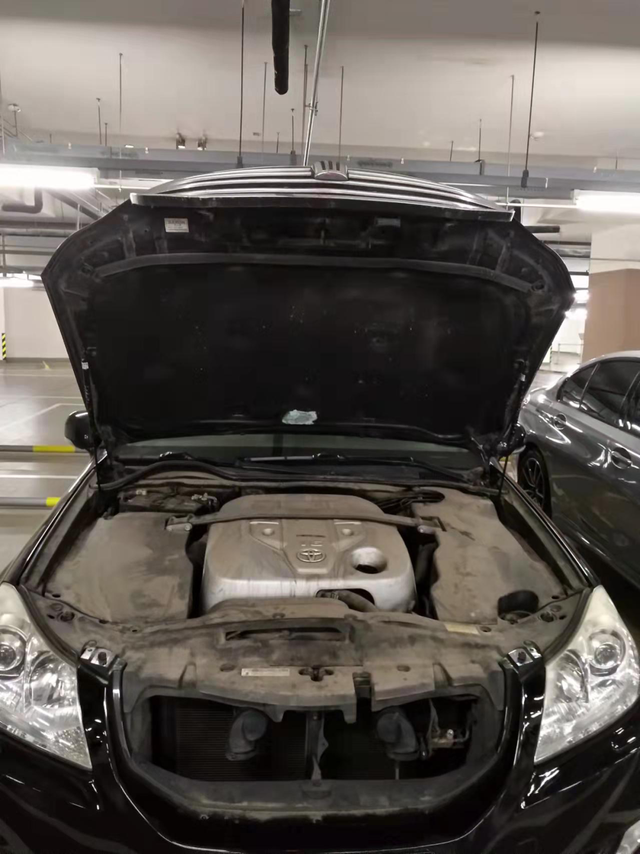 3l v8车型,换装了雷克萨斯ls430的发动机,配上了