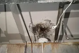 地下车库漏水严重，问题何时解决？记者调查：相关部门已下发限期整改通知书 建设单位正在整改图片