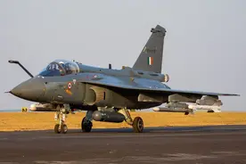 获得马来西亚青睐，印度光辉战机将首次出口，中国枭龙和猎鹰惜败图片