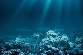 马里亚纳海沟正在大量吞入海水，每年30亿吨！为何海平面没降？图片