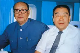 官至副国级的少数民族父子，开国史上绝无仅有，有何过人之处？图片