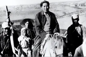 1948年毛主席遭精准轰炸，惊险生还，一年后凭借一封电报揪出内鬼图片