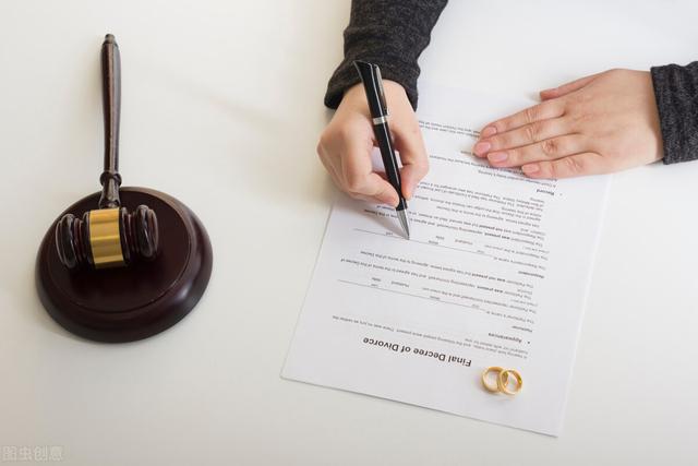 婚礼请柬怎么发？同事和领导要不要给，收好清单速速码住