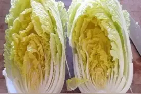 大白菜、圆白菜吃的时候洗不洗？不洗就吃有害吗？看完涨知识了图片