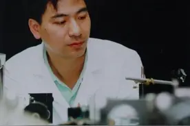 绿叶对根的深情——2014年专访中科院院士龚旗煌（现北大校长）图片