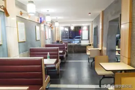 湖南男子瞒着妻子借钱在外开店，一天收入80元，不敢告诉家人图片