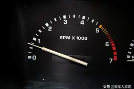 为什么发动机怠速都在600-800转之间？低一点不行吗？图片