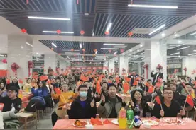 仪式感满满！新疆高校留校学生这样过年图片