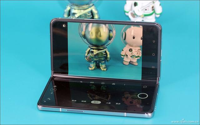 OPPO Find N评测：自由悬停 折叠屏手机的搅局者