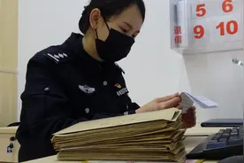 当服刑人员收到来信，会有什么反应？图片