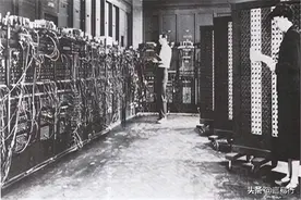 世界上第一台电脑：产生于1946年（是第一代计算机）图片