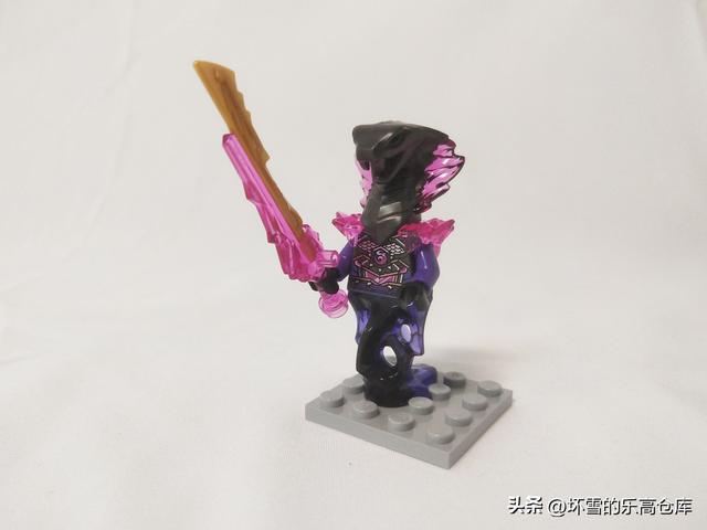 化身成金龙长着翅膀，试玩乐高幻影忍者71769寇的神龙战车