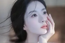 成年人的夜晚，悲欢自渡，他人难悟图片