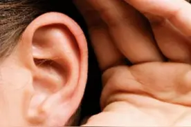 耳朵里面经常痒，却啥也掏不出来？可能是这2种病惹的祸图片