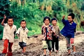 老照片中的1980年中国，纪录百姓真实生活，607080后人的集体回忆图片