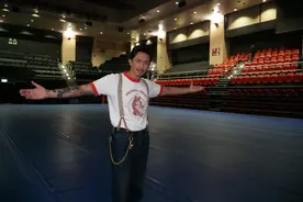 张继聪重回歌手岗位开演唱会 预告有惊喜嘉宾图片