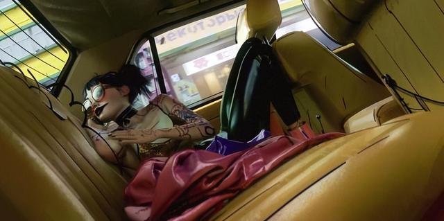 这部充斥着血浆与猎奇的动画，凭什么拿奖到手软？