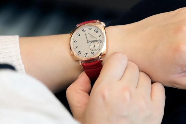 ��ʫ�����±�̫�𺳣��Ʊ���ѧ�ľ�ͷ���ǡ���Լ���⡱