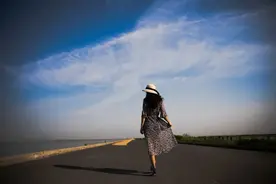 永远不要掉进“自证陷阱”图片