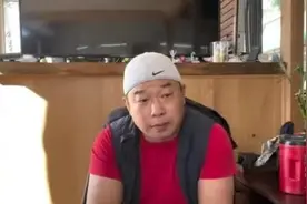 美国华裔，还是快使用双截棍吧图片