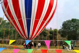 大年初一又出事了！四川乐山一气球高空爆炸，酿1死3伤惨剧图片