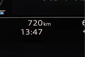 95万奥迪新车 发动就像“拖拉机”？图片