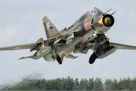 坚强老兵，可变后掠翼先锋——解读苏联苏-17战斗轰炸机图片