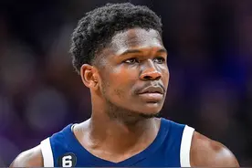 亿万巨富!爱德华兹获5年2.6亿顶薪续约,2020届新秀4人斩获2亿顶薪图片