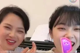 幼师一首“挖呀挖”爆红网络，直播礼物拿到手软，原创却在哭。图片