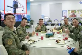 解放军新潜艇服役，造型十分亮眼，西太水下力量格局，迎来剧变图片