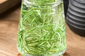 立夏喝绿茶，碧螺春为佳图片