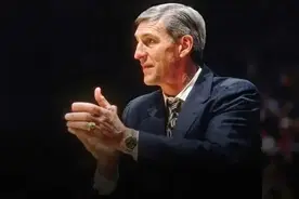 NBA纪实连载97：最令人尊敬的教头，挡拆之父杰里·斯隆的传奇图片