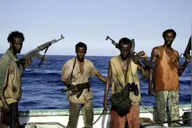 亚丁湾海盗对待各国商船的态度如何？俄罗斯不敢惹，印度当提款机图片