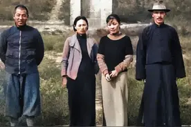 1936年，西安事变前“诡异”的合影，四人中仅张学良露出一丝笑容图片